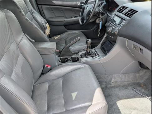 Used 2004 Honda Accord EX image 18