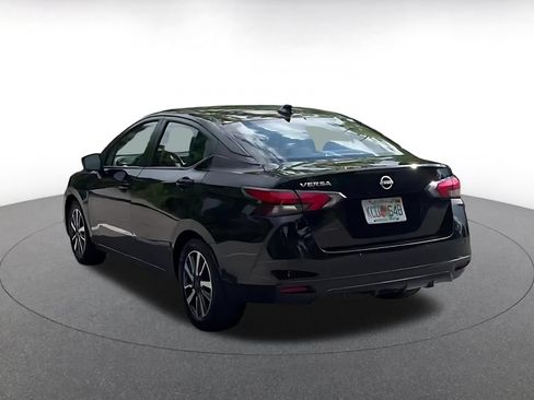 Used 2025 Nissan Versa SV FWD image 10