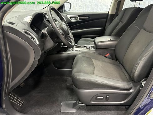Used 2019 Nissan Pathfinder SV AWD/4WD image 23