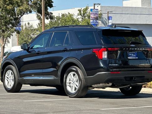Certified 2025 Ford Explorer Active RWD image 7