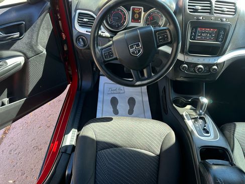 Used 2015 Dodge Journey SXT w/ Flexible Seating Group image 13