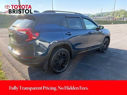 Used 2022 GMC Terrain SLE w/ Driver Convenience Package AWD/4WD image 14