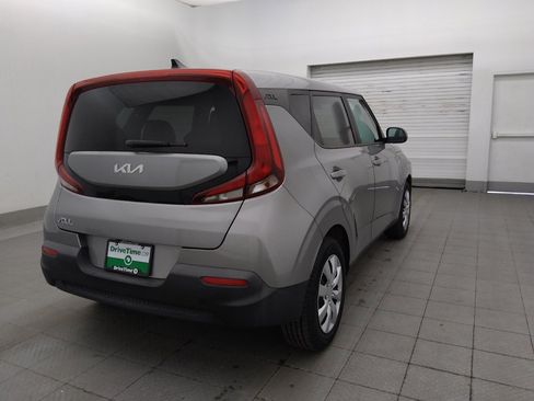 Used 2022 Kia Soul LX FWD image 9