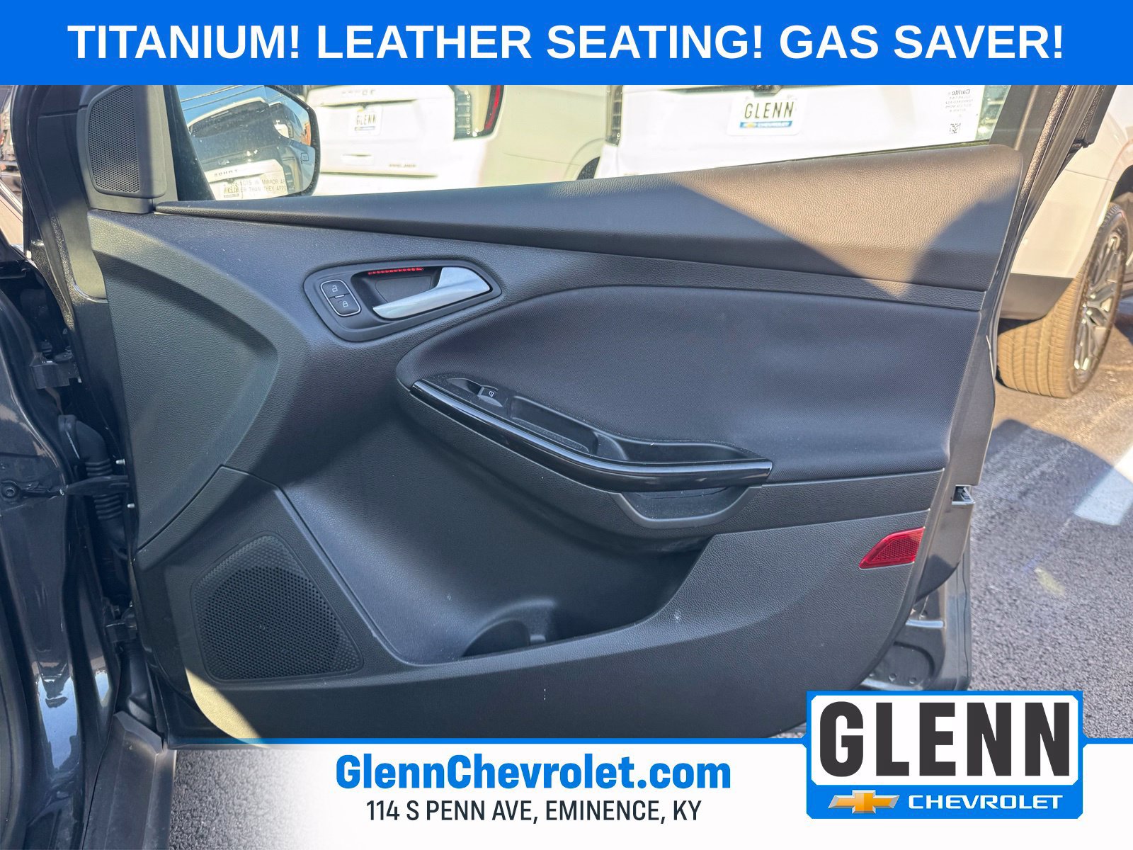 Used 2016 Ford Focus Titanium FWD image 33