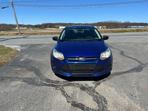 Used 2012 Ford Focus S image 4