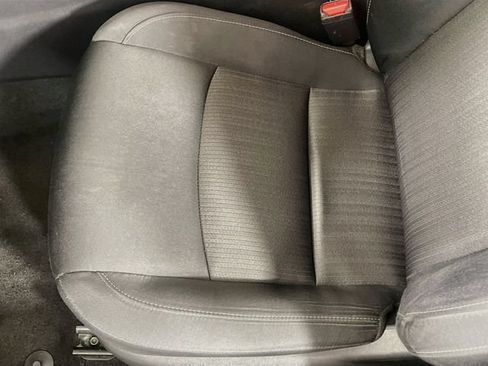 Used 2025 Nissan Altima 2.5 SV FWD image 19