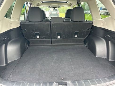 Used 2023 Subaru Forester Premium AWD/4WD image 12