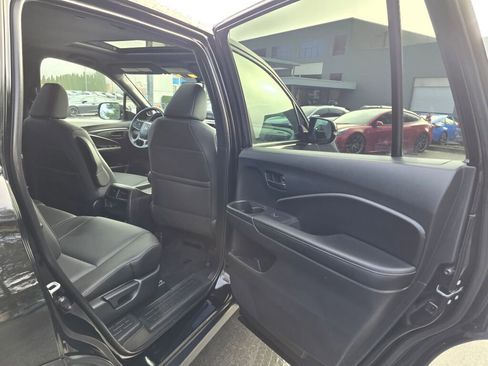 Certified 2023 Honda Passport EX-L image 10