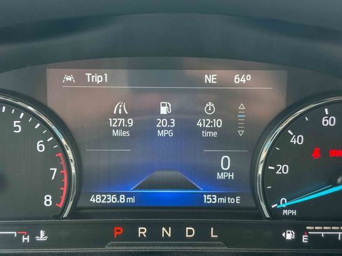 Used 2022 Ford Explorer XLT RWD image 26