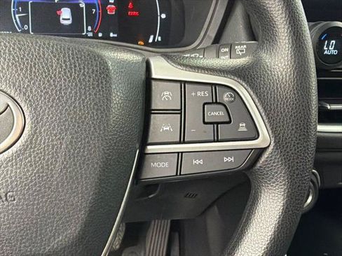 Certified 2025 Toyota Grand Highlander FWD image 27