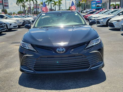 Used 2024 Toyota Camry LE w/ Convenience Package FWD image 4