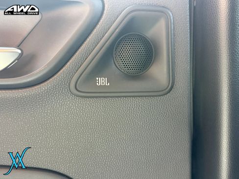 Used 2023 Toyota Crown AWD/4WD image 38