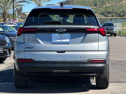 New 2027 Chevrolet Bolt LT w/ Comfort Package FWD image 5