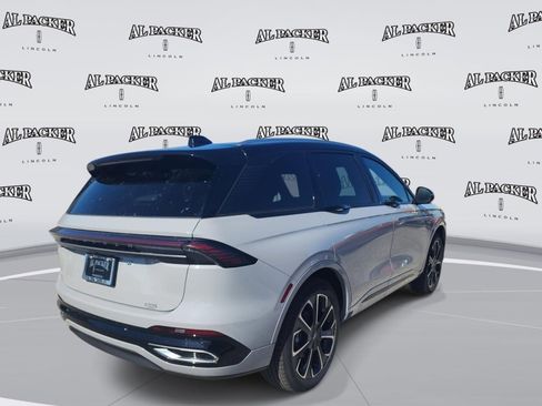 New 2026 Lincoln Nautilus Reserve AWD/4WD image 5