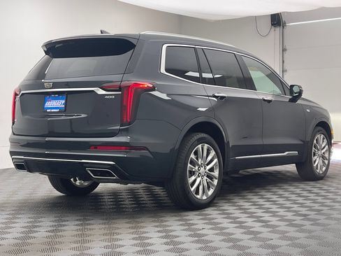 Used 2023 Cadillac XT6 Premium Luxury w/ Technology Package AWD/4WD image 10