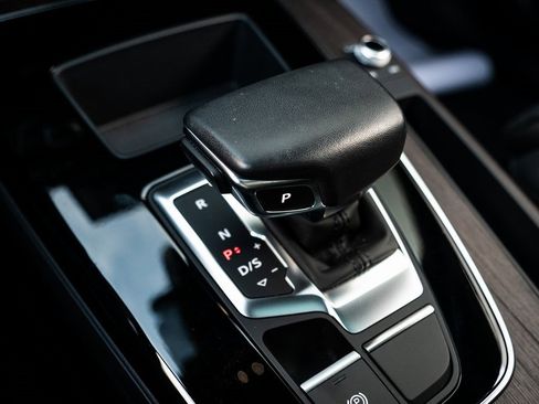 Used 2023 Audi Q5 2.0T Premium w/ Convenience Package image 33