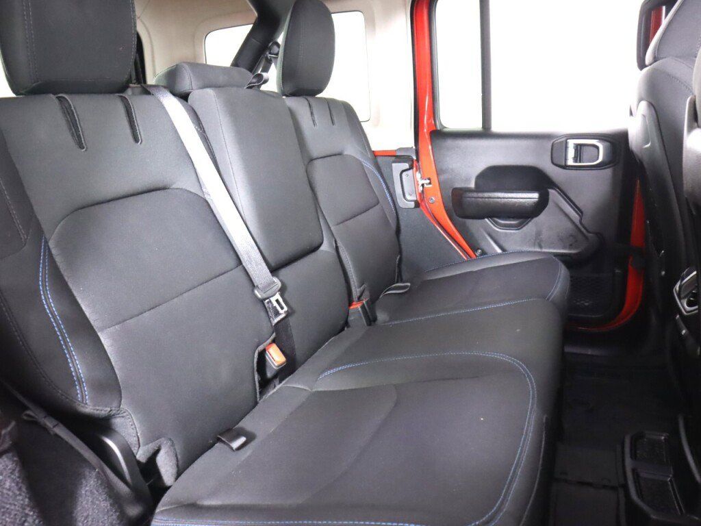 Used 2023 Jeep Wrangler Unlimited Rubicon 4xe w/ Safety Group AWD/4WD image 43