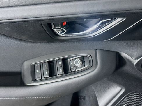 Used 2025 Subaru Outback Premium image 13