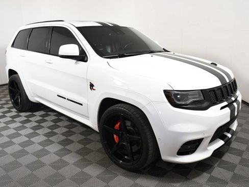 Used 2020 Jeep Grand Cherokee SRT AWD/4WD image 8