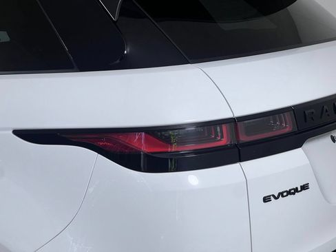 Used 2022 Land Rover Range Rover Evoque R-Dynamic S AWD/4WD image 16