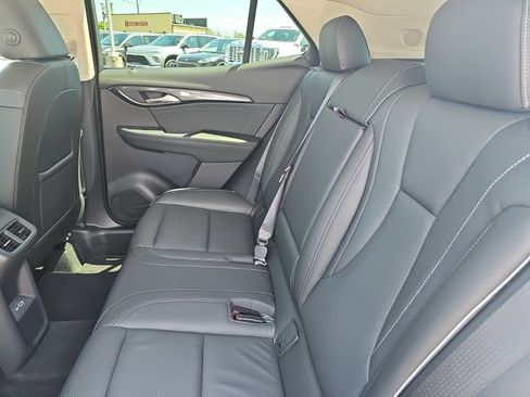 Used 2021 Buick Envision Essence w/ Technology Package I FWD image 24