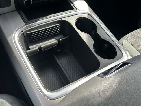 Used 2017 RAM 2500 Big Horn image 33