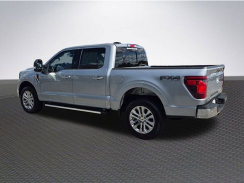 Used 2025 Ford F150 XLT w/ Equipment Group 302A MID image 5
