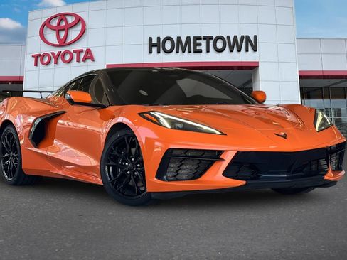 Used 2023 Chevrolet Corvette Stingray Coupe w/ 1LT RWD image 2