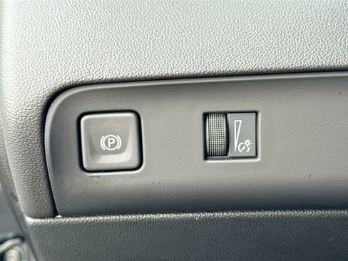 Used 2024 Buick Enclave Essence w/ Experience Buick Package image 12