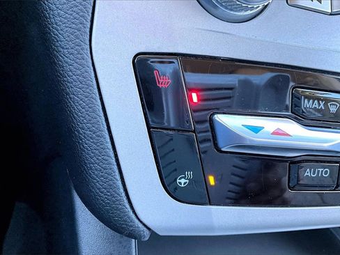 Used 2023 Ford Explorer XLT w/ Equipment Group 202A image 29