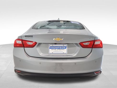 Used 2024 Chevrolet Malibu LT FWD image 3