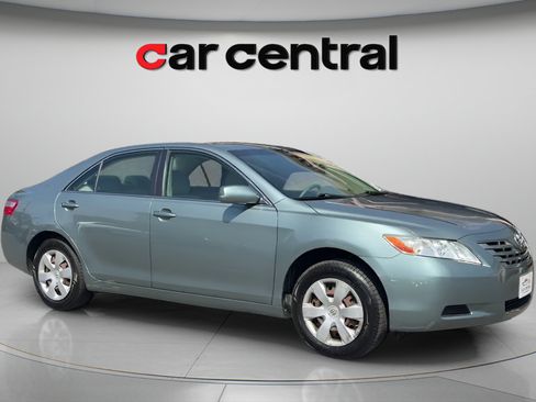 Used 2007 Toyota Camry LE FWD image 8