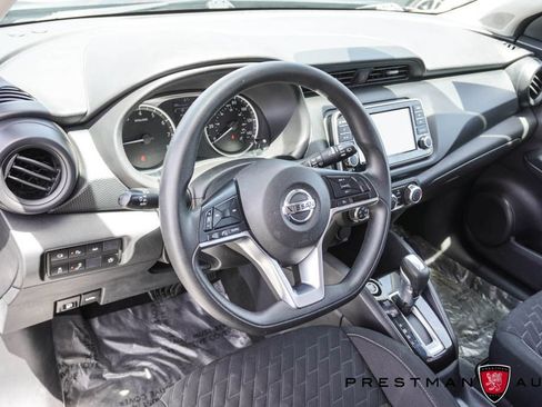 Used 2021 Nissan Kicks S FWD image 14