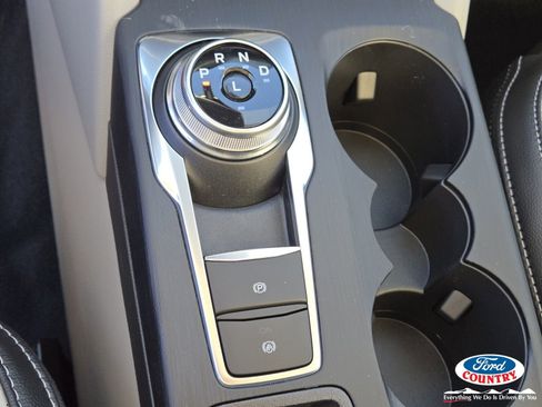 New 2026 Ford Escape Platinum w/ Premium Technology Package image 15