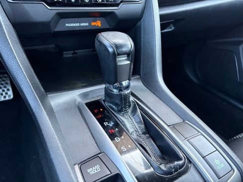 Used 2019 Honda Civic Sport image 31