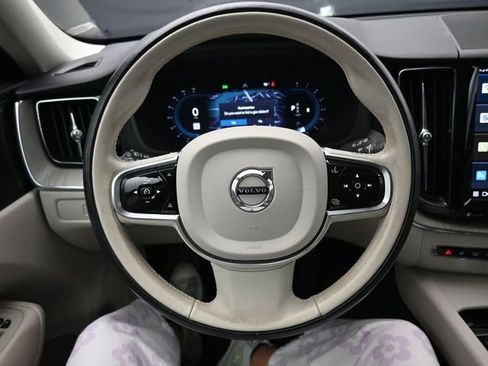 Used 2023 Volvo XC60 B6 Ultimate w/ Climate Package image 24