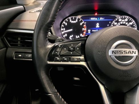 Used 2019 Nissan Altima 2.5 SR w/ SR Premium Package image 26