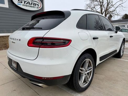 Used 2018 Porsche Macan AWD/4WD image 7
