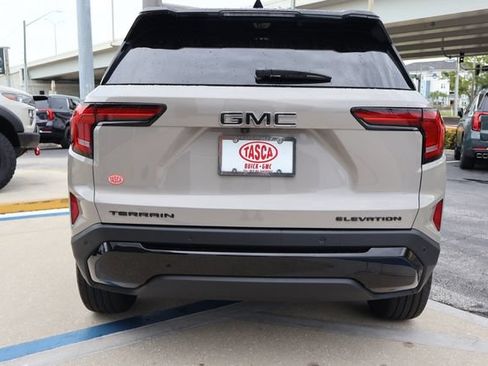 New 2027 GMC Terrain Elevation w/ Elevation Premium Package FWD image 6