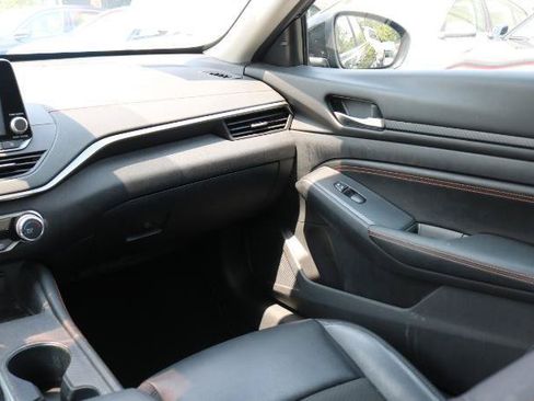 Used 2020 Nissan Altima 2.5 SR FWD image 17
