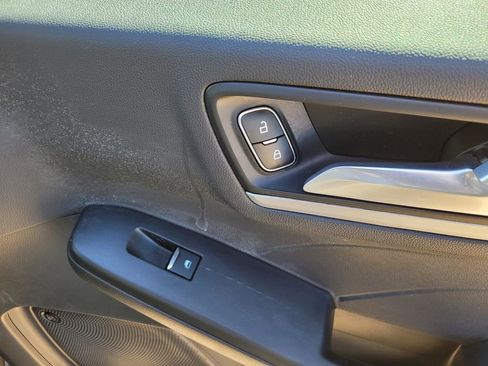 Used 2023 Ford Escape Platinum w/ Premium Technology Package image 9