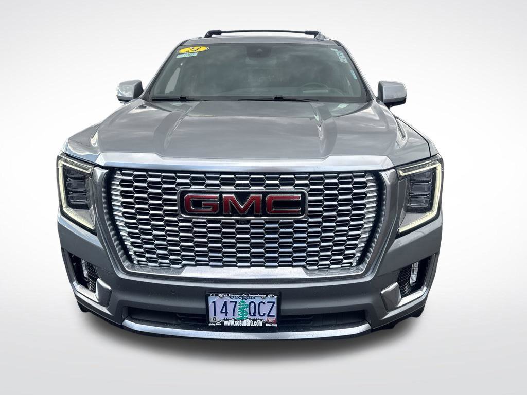 Used 2024 GMC Yukon XL Denali w/ LPO, Floor Liner Package AWD/4WD image 2