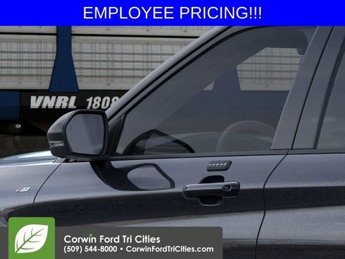 New 2026 Ford Explorer ST-Line w/ ST-Line Street Pack AWD/4WD image 17