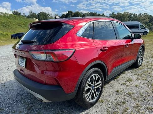 Used 2021 Ford Escape SEL w/ Technology Package FWD image 10