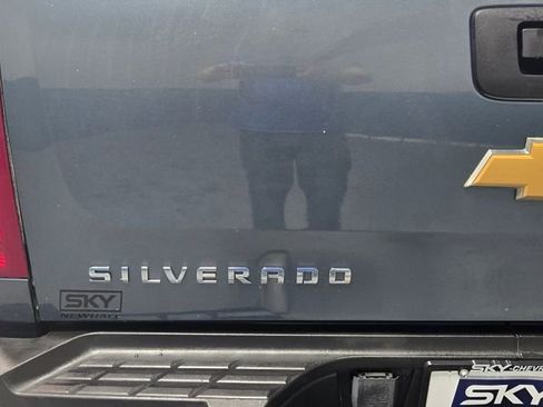 Used 2012 Chevrolet Silverado 2500 LT image 40