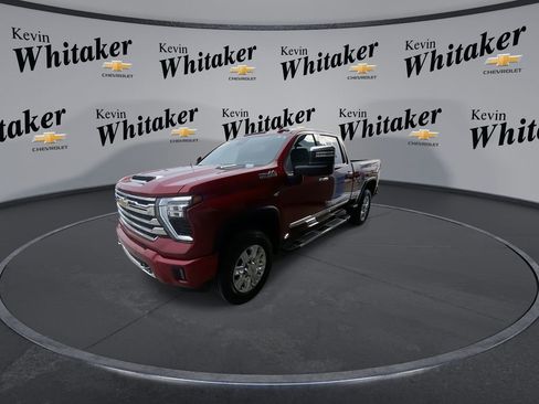 Used 2024 Chevrolet Silverado 2500 High Country w/ High Country Premium Package image 4