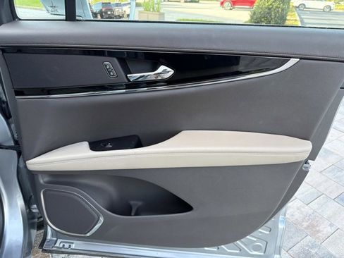 Certified 2023 Lincoln Nautilus AWD w/ Premium Package image 19