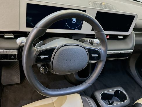 Used 2024 Hyundai Ioniq 5 SEL image 18