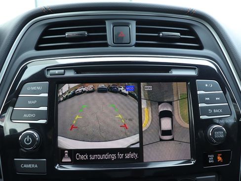 Used 2019 Nissan Maxima SR w/ Premium Package image 33