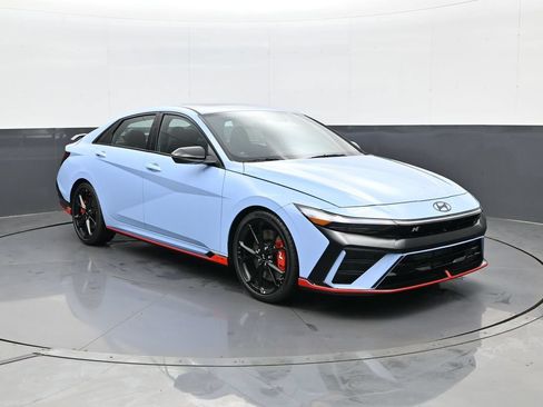 New 2026 Hyundai Elantra N FWD image 7